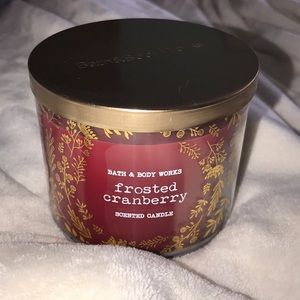 Frosted cranberry Bath & Body Works Candle
